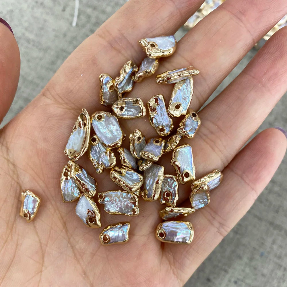 3pcs kleine Form Perle natürlicher Süßwasser-Perle Charms Anhänger für Halskettenarmband-Ohrring-Schmuck DIY 7x11-8x12mmmm