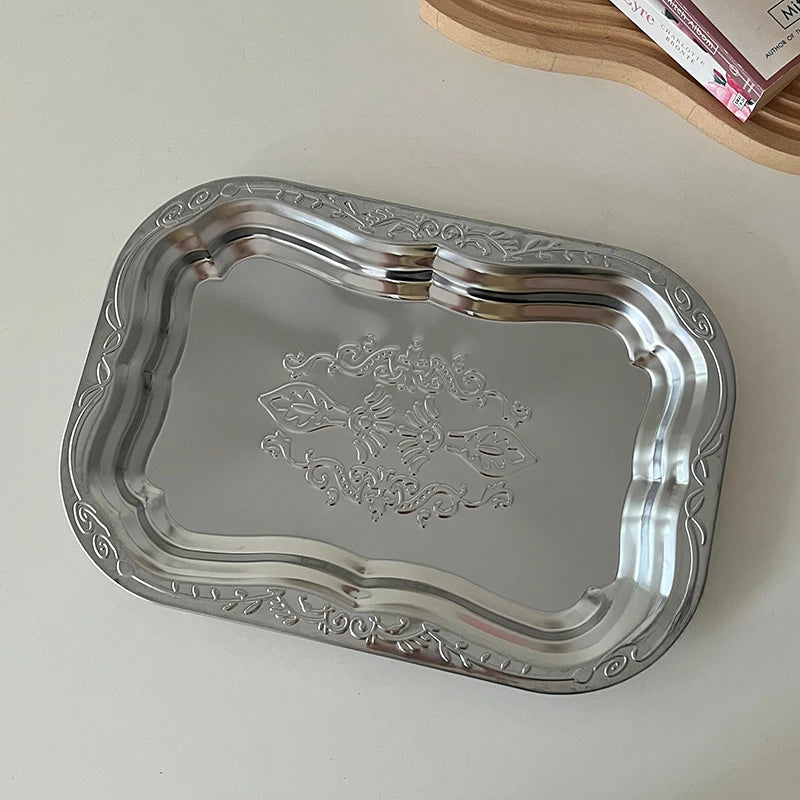 Vintage Serviertablett aus Edelstahl – Mit Blumenmuster, ideal für Dessert, Schmuck & Deko