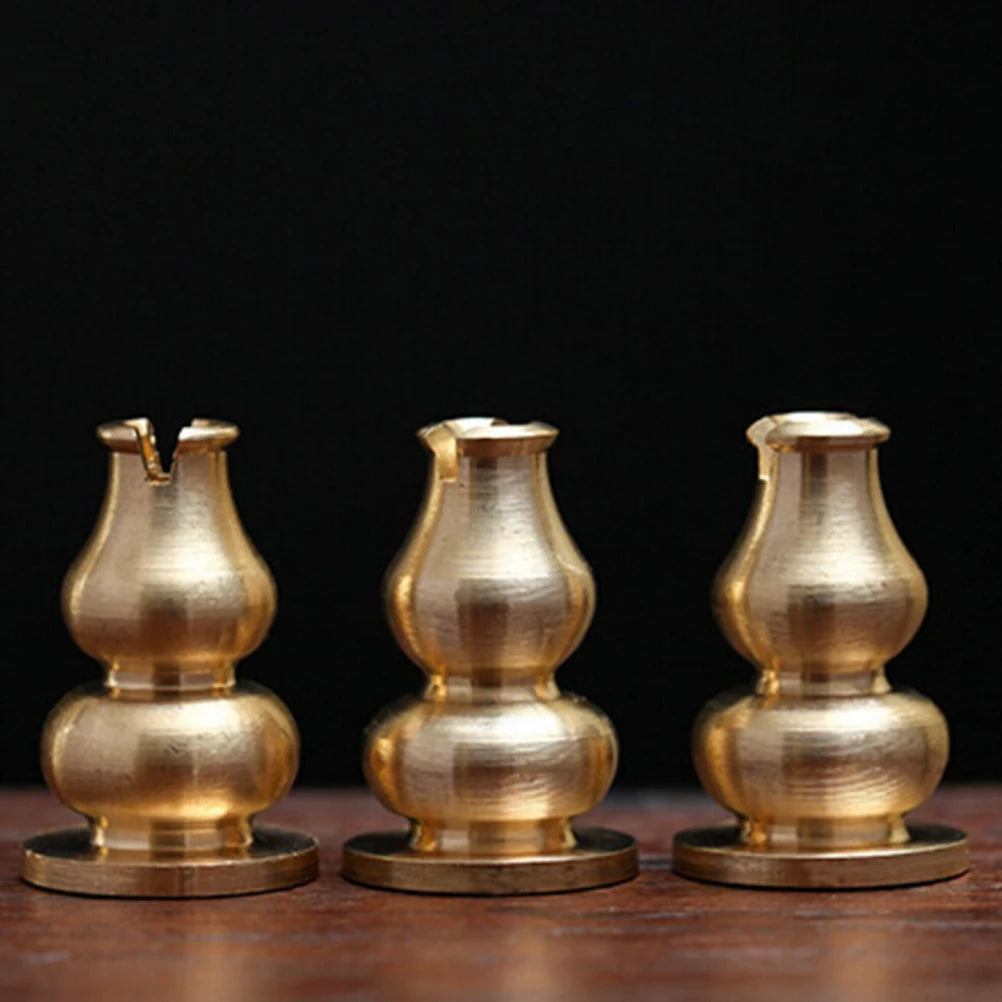 Tragbarer Räucherstäbchenbrenner Weihrauchgefäß mit hohem Räucherrauchstecker aus Legierung Kupfer Räucherstäbchen kann mit Räucherstäbchen und Spule befestigt werden