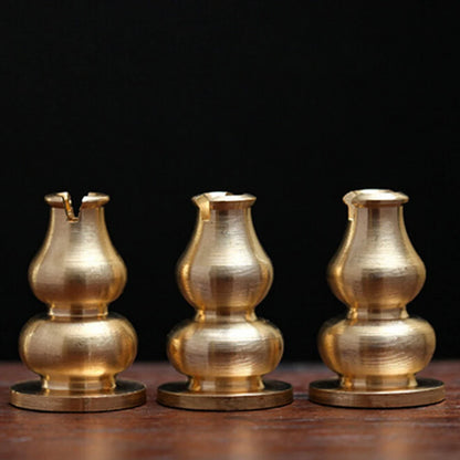 Tragbarer Räucherstäbchenbrenner Weihrauchgefäß mit hohem Räucherrauchstecker aus Legierung Kupfer Räucherstäbchen kann mit Räucherstäbchen und Spule befestigt werden