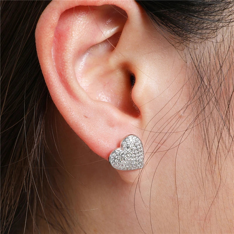 Hip Micro 1 Paar Herzform Pavé Baguette Zirkonia Stein Eis-out Stud CZ Ohrringe – Funkelnde Kupferohrringe für Frauen und Männer