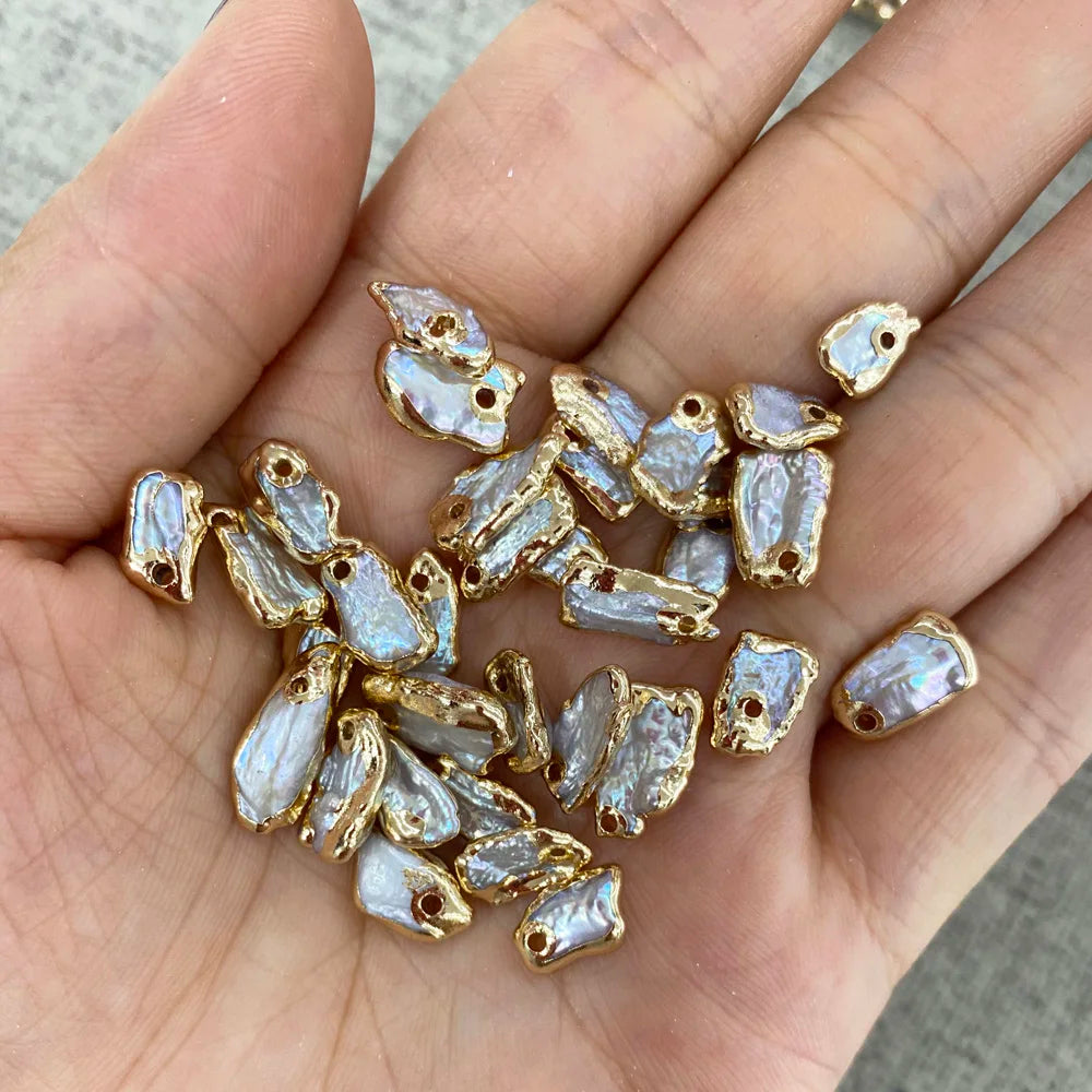 3pcs kleine Form Perle natürlicher Süßwasser-Perle Charms Anhänger für Halskettenarmband-Ohrring-Schmuck DIY 7x11-8x12mmmm