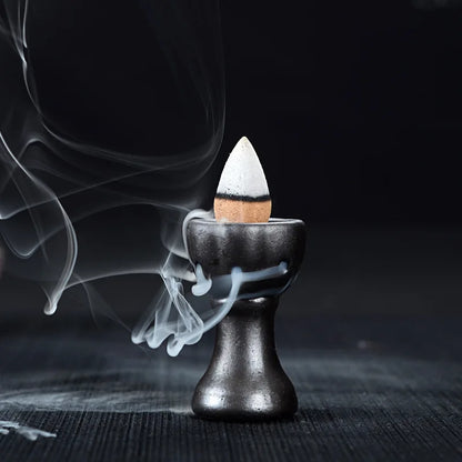 Übergroßer 30 Minuten Rauchrückfluss Turm Räucherkegel 22 Stück Geschenk Hardcover Sandelholz Räucherstäbchen mit Halter Keramikbrenner