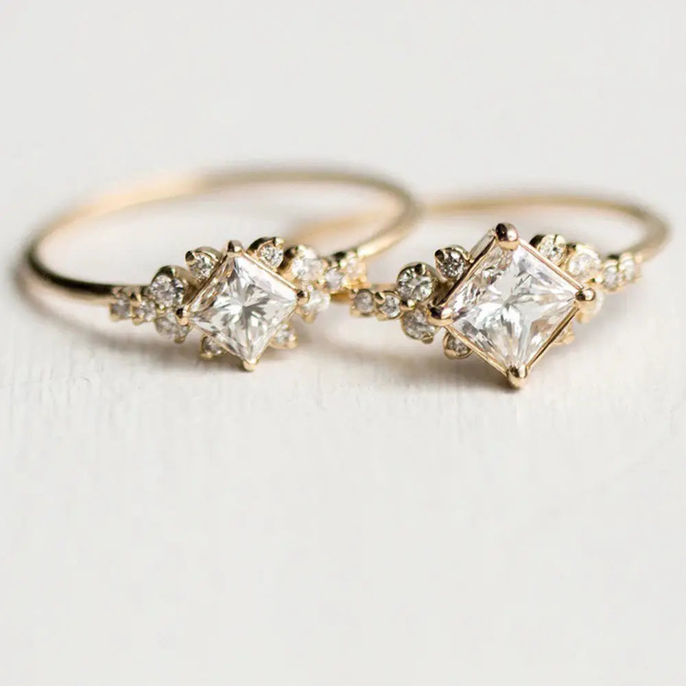 Neue Gold Farbe Kristall Elegante Ringe für Frau Luxus Glänzend Große Rhainstone Ring Jubiläumsgeschenk Valentinstag Ring Schmuck