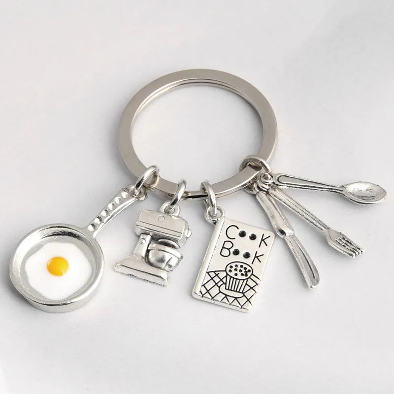New Cooking Keychain Home Cooking Key Ring gebratener Eiernackmixer Kochbuch -Tabelle Schlüsselkette für Kochgeschenke Schmuck Handgefertigt