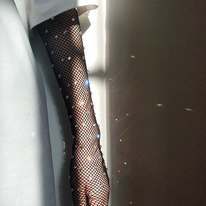 Damen Sexy Dünne Netzstrumpf-Handschuhe mit glänzenden Bohrungen: Hohles Design, Cosplay-Accessoires für Halloween, Ball, Party, Nachtclub und Pole-Dance.