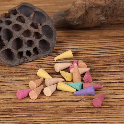 60pcs/Beutel Weihrauchkegel Duft Angstlinderduft Weihrauchkegel natürliche Duftkegel für Meditation Relaxation Mix Farbe