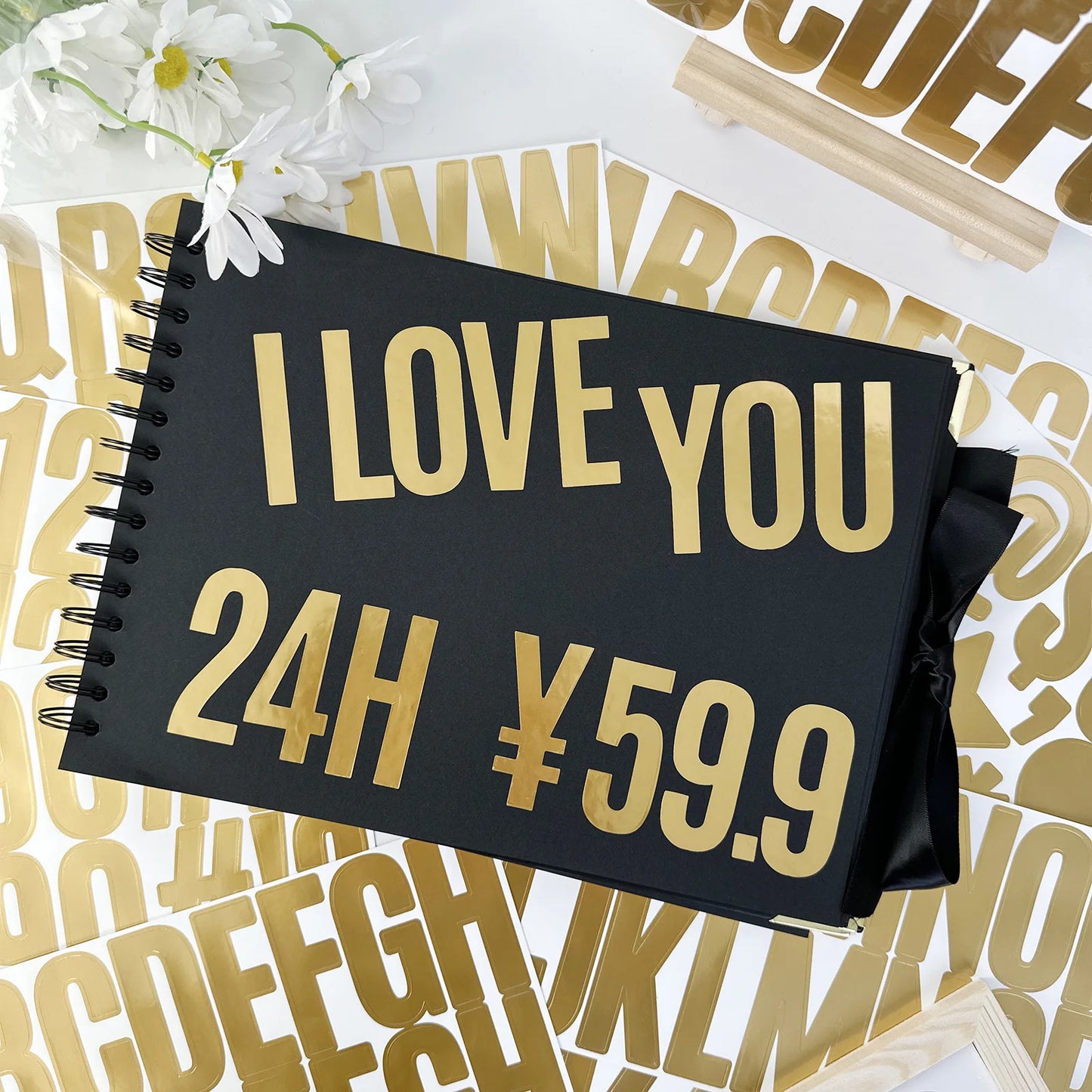 6 Blatt große 2,5 Zoll Brief Aufkleber 100 Stück Alphabet Brief Aufkleber Gold Schwarz Weiß Briefkasten Bulletin Board Dekor