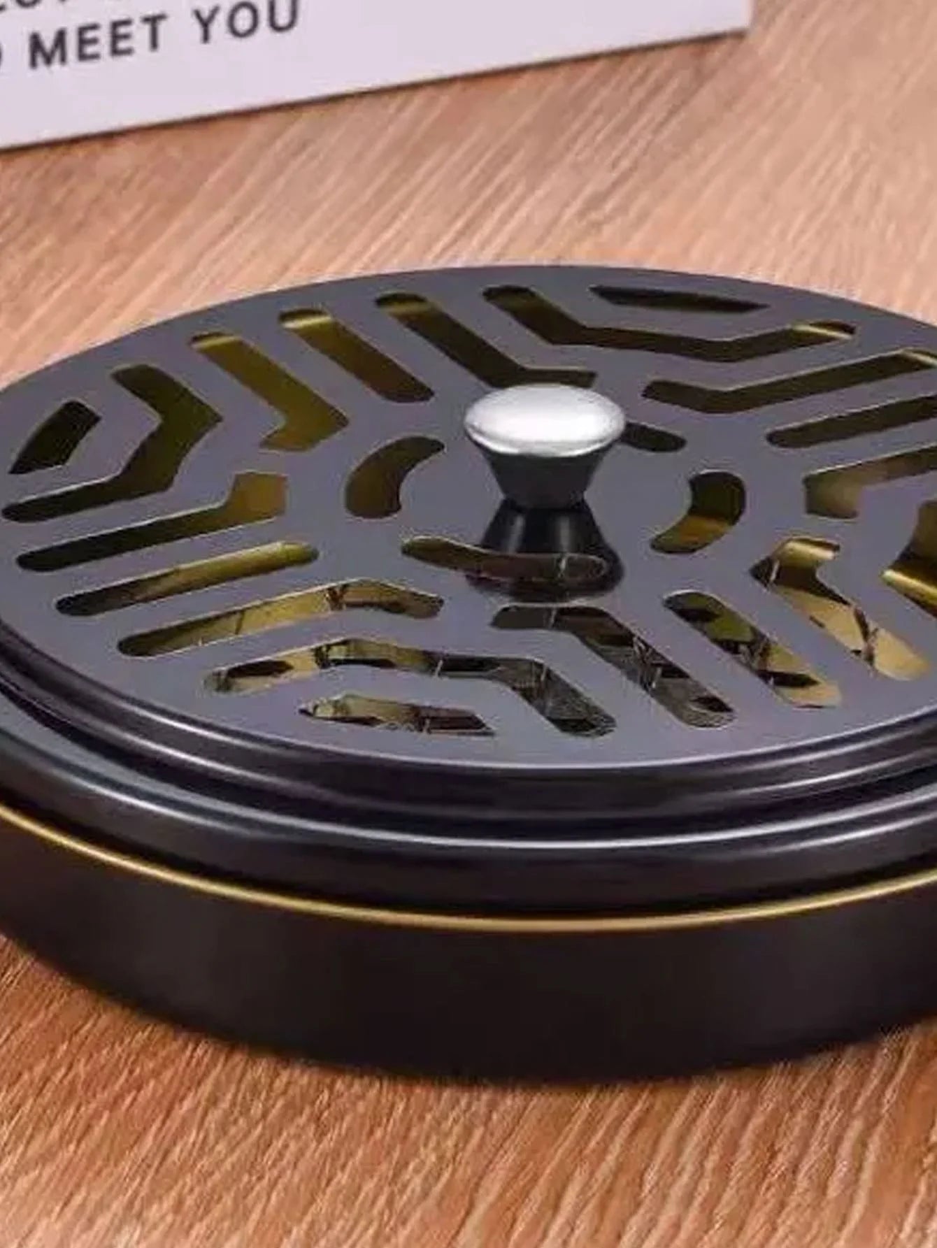 Edelstahl-Mückenspulenhalter, Haushalt mit Abdeckung, Ascheanschluss, Brandschutz und Verbrühungsschutz kreativ