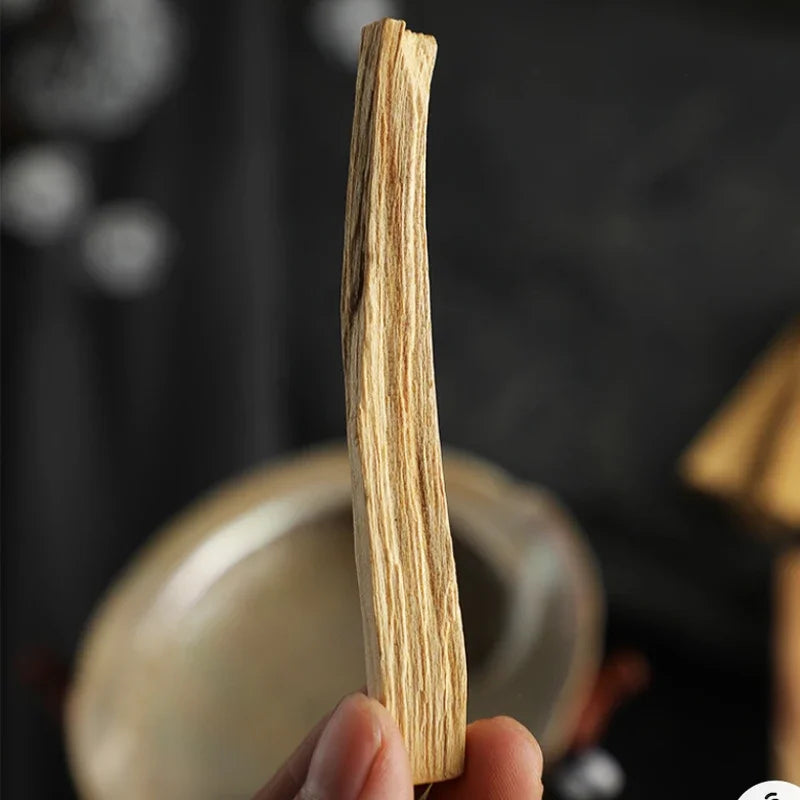 Palo Santo Natürliche Räucherstäbchen Hoher Ölgeruch alter Materialien für eine lang anhaltende Anwendung der Yoga Buddha Aromatherapie-Szene