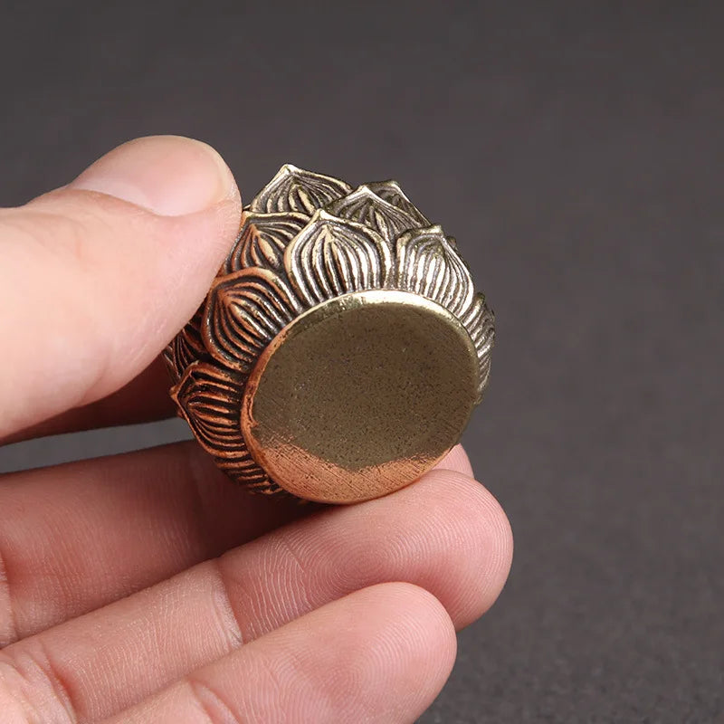 Retro Kupfer Lotus-Räucherstäbchenhalter – Kleine Lotus-Räucherstäbchenhalter aus Messing mit Deckel, Heimdekoration für Sandelholz-Räucherstäbchen
