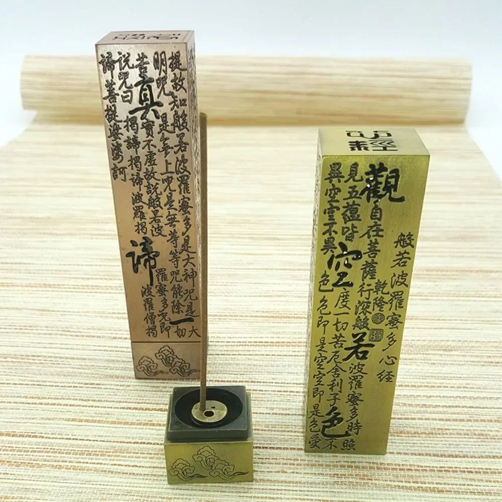 Kupferlegierung Hohlkupferkupfer Weihrauch Tablett chinesischer Stil Antiquen Herz Sutra Weihrauchhalter Quadratform vertikaler Weihrauch Rack