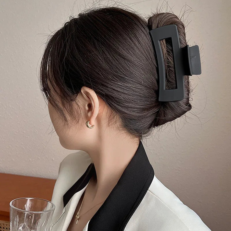 große-schwarze-haarspange-fur-frauen-mode-franzosisch-elegant-haargriffe-koreanische-brief-haarkralle-clips-madchen-haarnadeln-haarschmuck