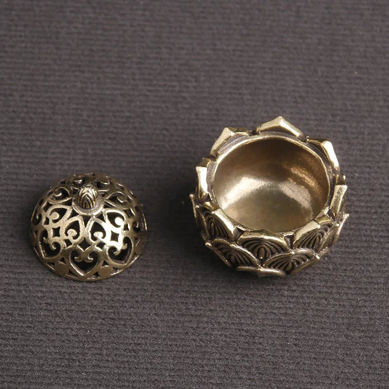 Retro Kupfer Lotus-Räucherstäbchenhalter – Kleine Lotus-Räucherstäbchenhalter aus Messing mit Deckel, Heimdekoration für Sandelholz-Räucherstäbchen