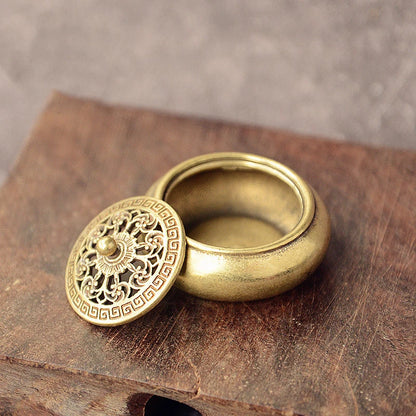 Antike Messingpocket Lotus Jiuding Weihrauch Hollow Weihrauch Mini Ornamente Chinesische alte Teeschischdekoration