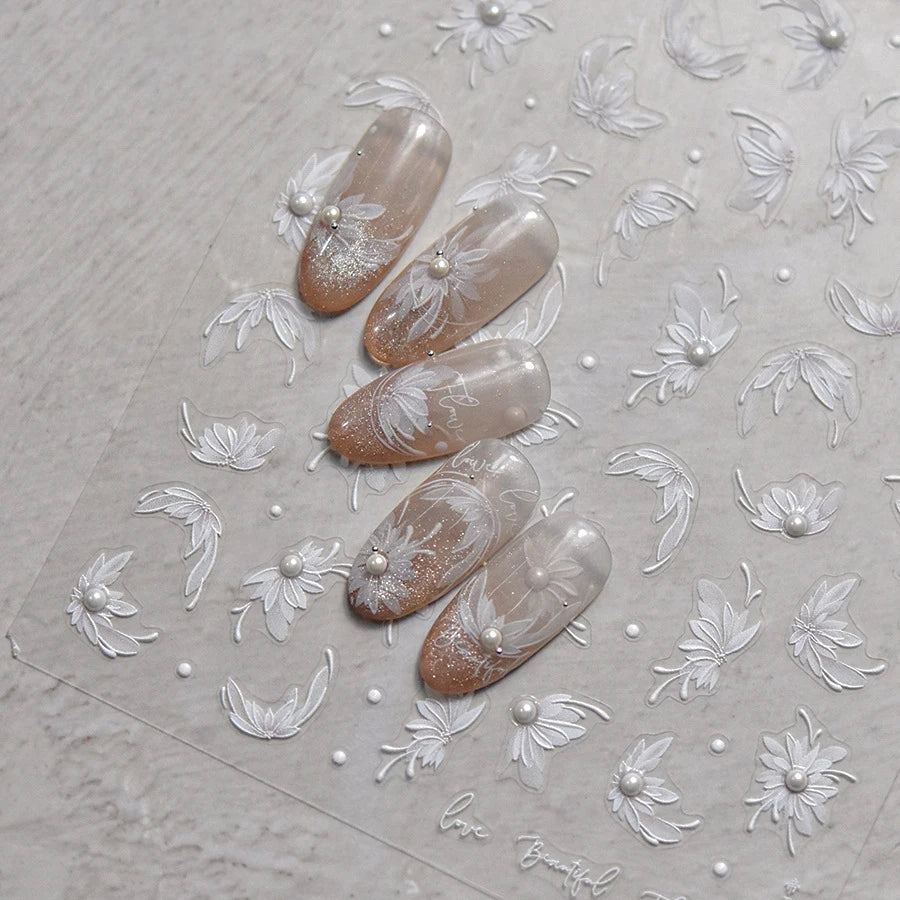 Reine weiße Dahlienblume glänzende Strasssteine zarte zarte Perle 3d Selbstkleber Nagelkunst Dekorationen Aufkleber Maniküre Abziehbilder