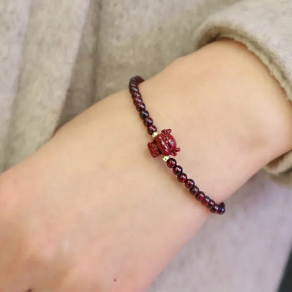 Neue Blume/Tapfere Truppen/Kalb/Glücksperlen Zinnober Kleine Natürliche Granat Schlanke Perlenarmbänder für Frauen Fine Jewelry YBR531