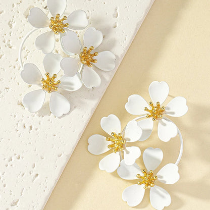 2 Paare Elegante Große Kamelie Blumen Ohrstecker Weiß Schwarz Farbe Kupfer Ohrringe Klassisches Design Hochzeit Schmuck Mädchen Geschenk