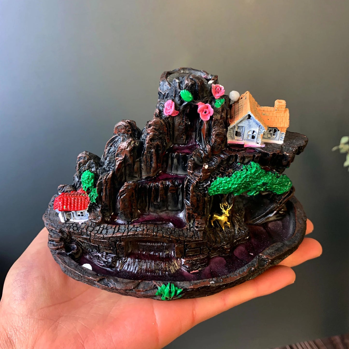 1 Stk. Harz-Rückfluss-Räuchergefäß – Feenberg Elegantes Reich, Räucherbrenner für Zuhause und Büro, dekoratives Räucherhalter-Ornament