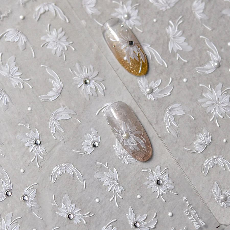 Reine weiße Dahlienblume glänzende Strasssteine zarte zarte Perle 3d Selbstkleber Nagelkunst Dekorationen Aufkleber Maniküre Abziehbilder