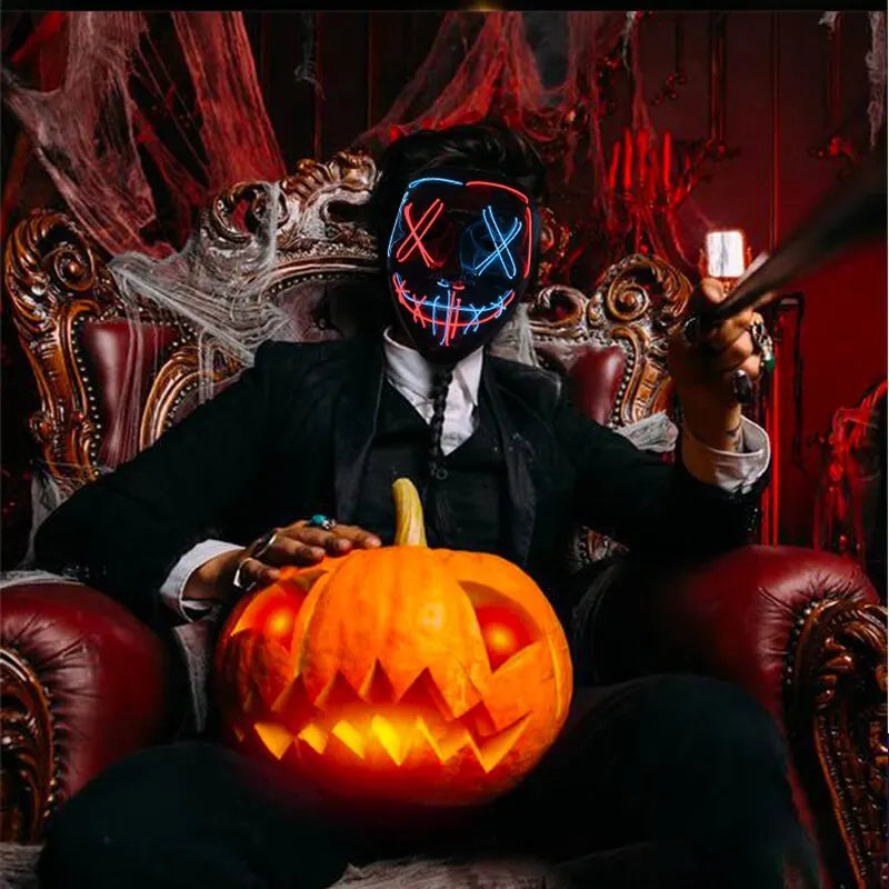 LED Dual-Color Leuchtmaske: Halloween-Buchstabe "V" Horrormaske, Rollenspiel-Karneval-Maske mit Kaltlicht-Effekt.