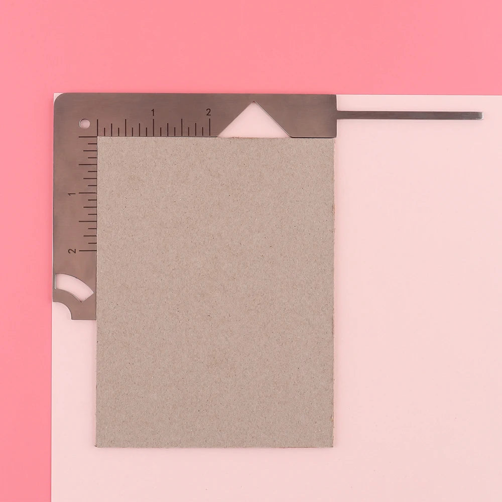 5-in-1 Buchdeckelführer – Edelstahl-Metall-Buchbinde-Werkzeug zum Markieren, für Alben, Notizbücher, Scrapbooking, Maßstab