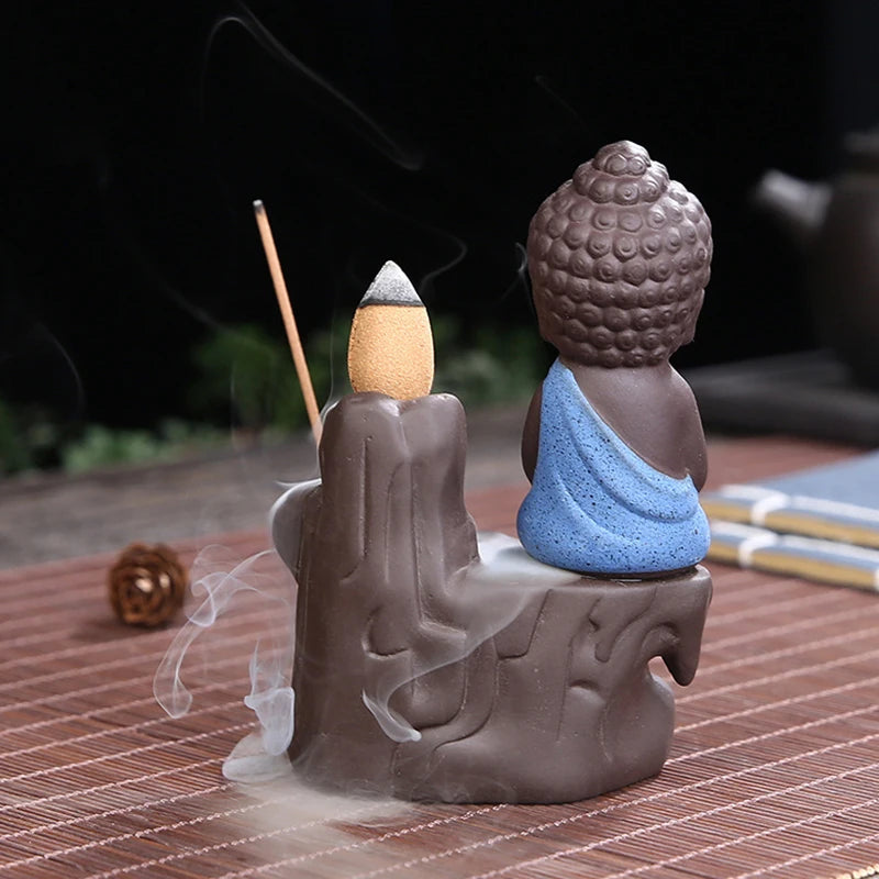 Kreativer Räucherstäbchenbrenner Rauch Wasserfall Der kleine Mönch Kleiner Buddha Räucherstäbchen Brenner Halter Weihrauchgefäß Zuhause Tischdekorationen Kunsthandwerk