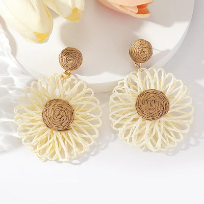 Böhmische Urlaubsstil Luxus Ohrringe für Frauen Rattan Stricken Handgewebte Blumen Koreanische Modetrends Piercing Vintage Schmuck