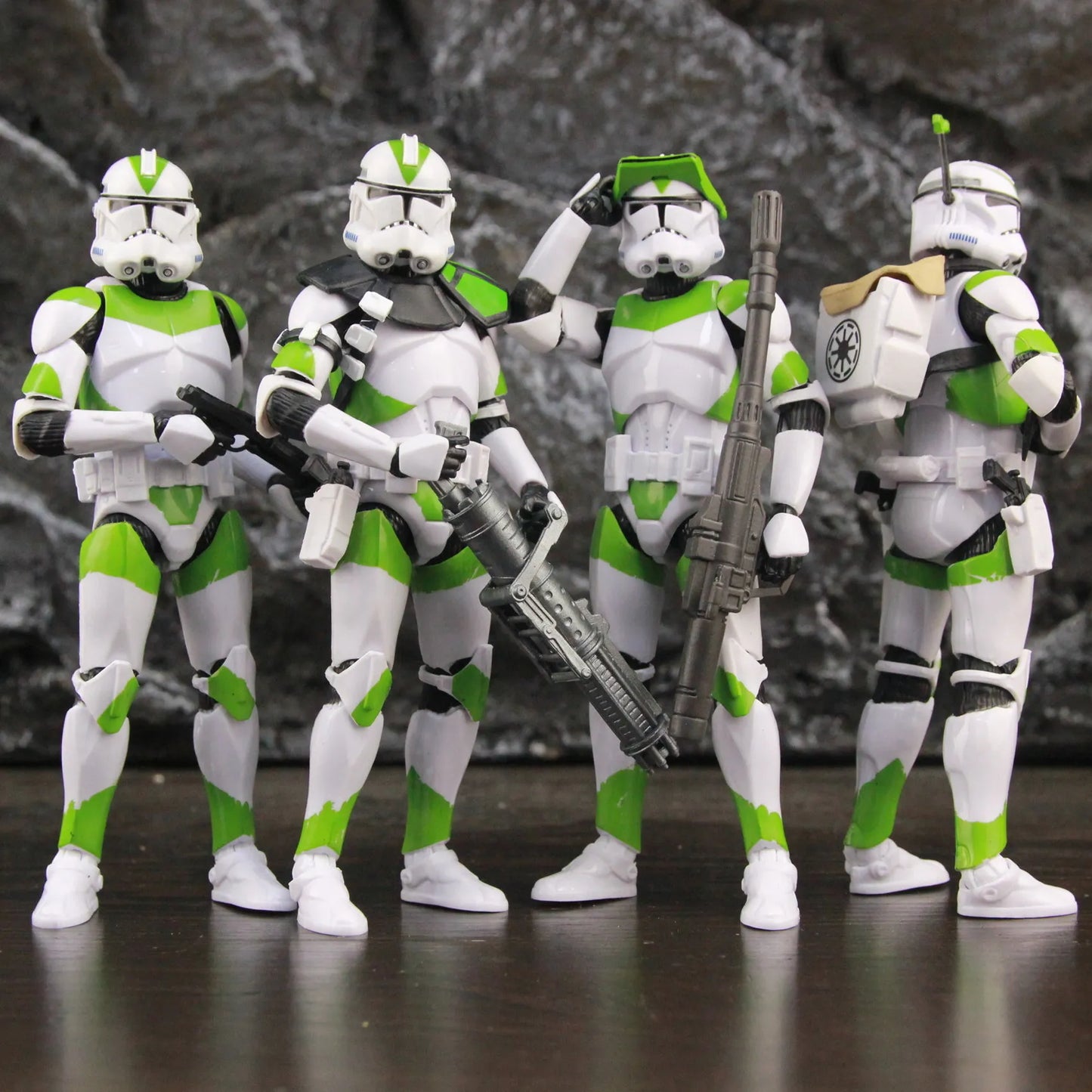 Star-Wars-104th-212th-442nd-332nd-501st-6-action-figure-arc-arf-trooper-shock-asohka-commander-phase-2-episode-ii-clone-toys
