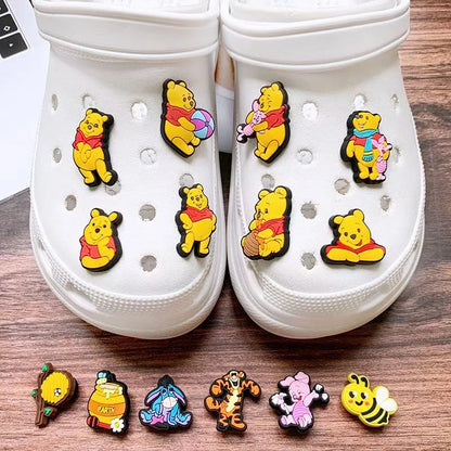 20 Stück Set Cartoon Pooh, Piglet, Tigger, Honig Schuh Charms – PVC Schuhzubehör, Dekoration für Clogs, Sandalen, Garten, Kinder-Weihnachtsgeschenke